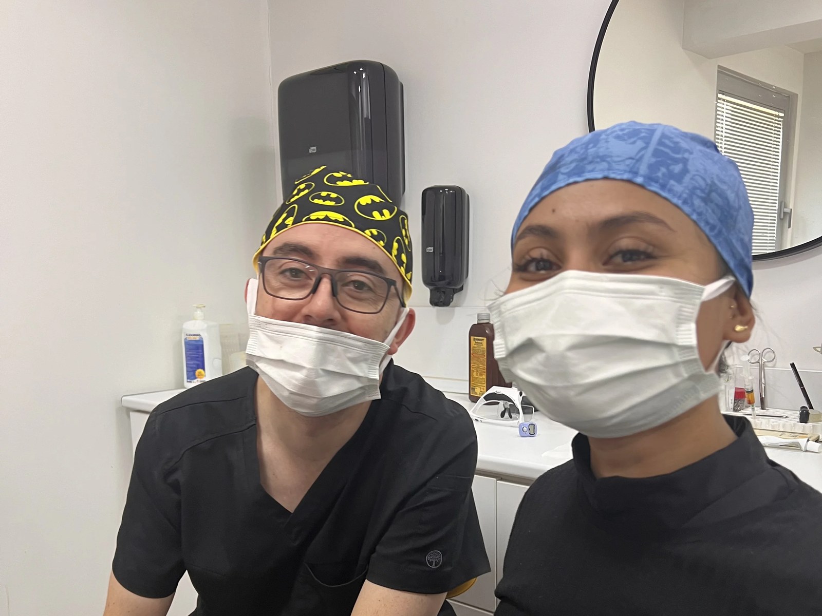 Patient and Hairmedico team before a DHI session