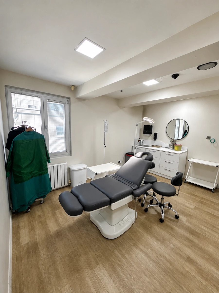 Hairmedico FUE procedure room, Istanbul